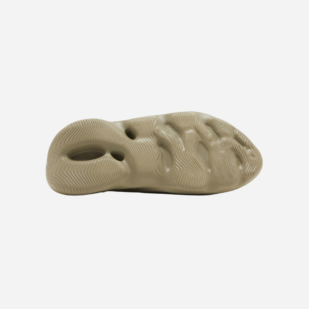 Adidas Yeezy Foam RNR Stone Salt