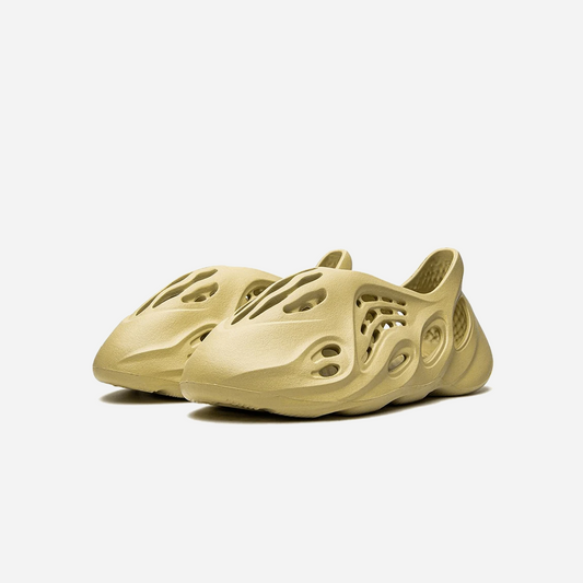 Adidas Yeezy Foam RNR Sulfur