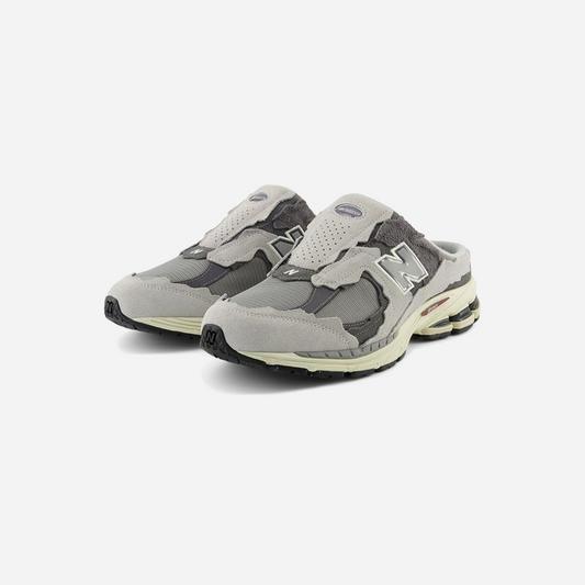 New Balance 2002R Mule Protection Pack Rain Cloud