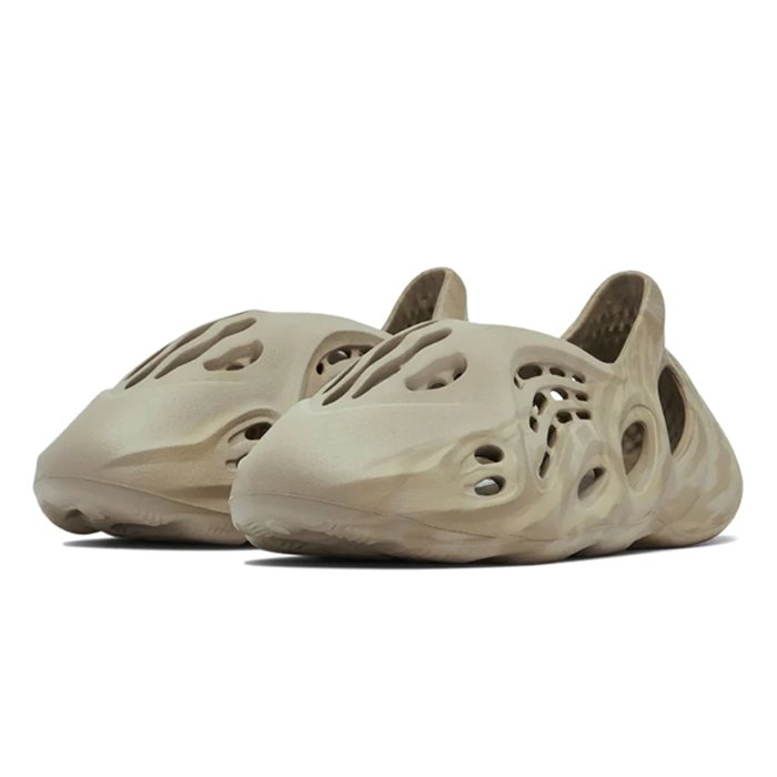 Yeezy Foam Runner Stone Salt