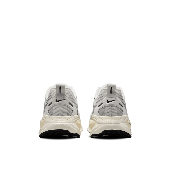 Nike Vomero 18 Summit White Coconut Milk — NIKE | Authentic India