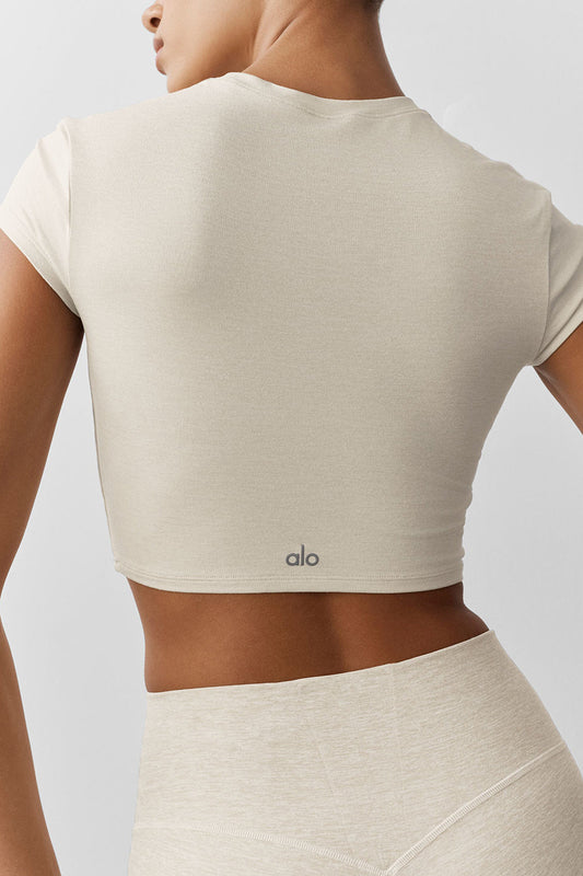Alosoft Crop Finesse Short Sleeve - Oatmeal Heather — Alo Yoga | Authentic India