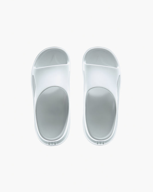 UVU INSIGNIA SLIDE WHITE — UVU | Authentic India