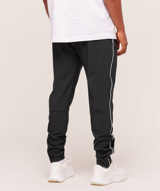 Gymshark Arrival Woven Block Joggers Black — Gymshark | Authentic India