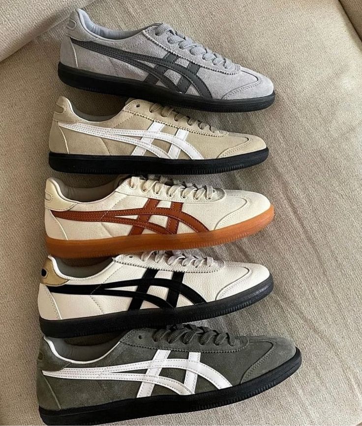 ONITSUKA TIGER