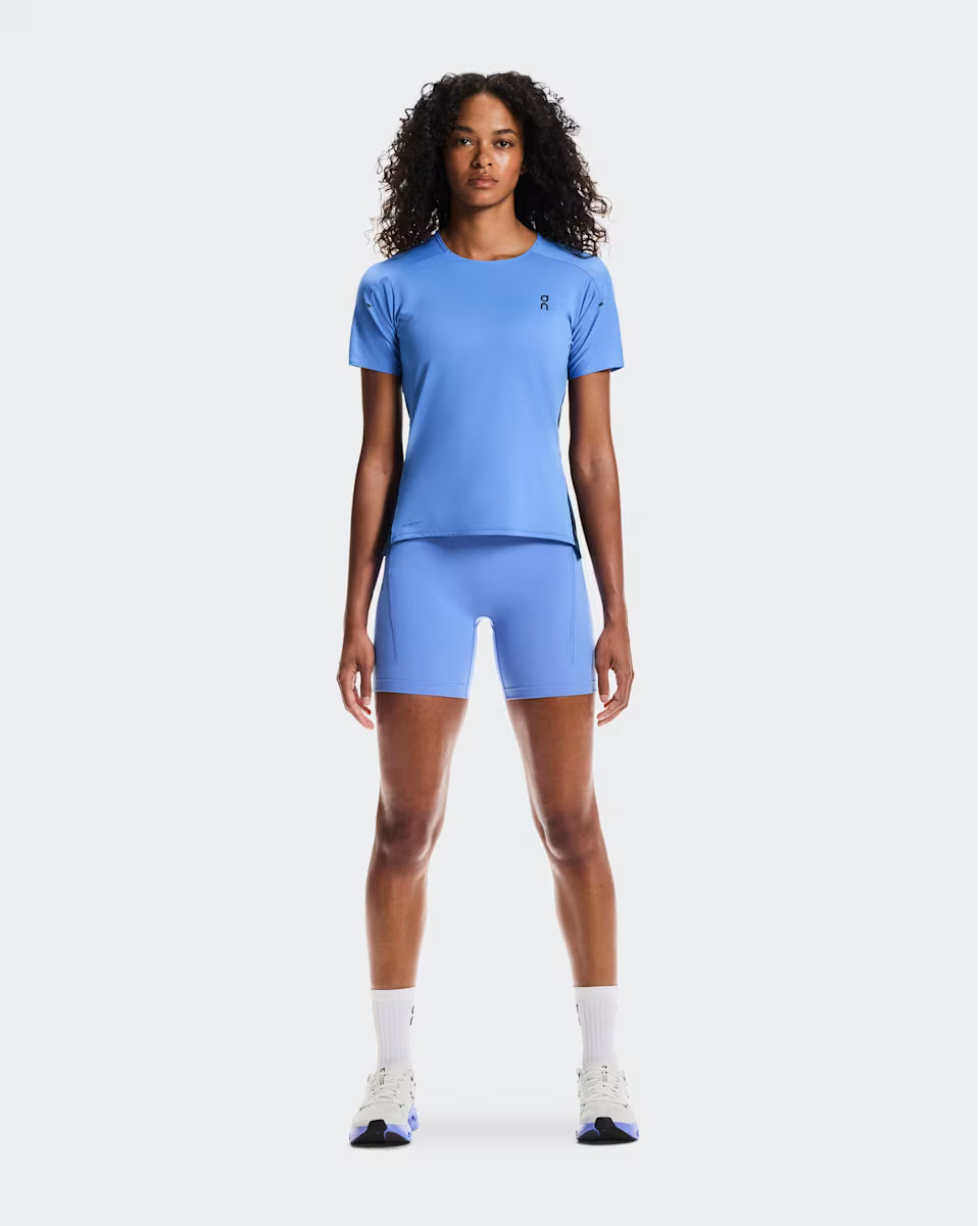 ON Performance Tights Short Sailor — ON CLOTHING | Authentic India