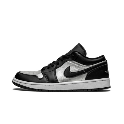 Jordan 1 Low SE Black Metallic Silver (W)