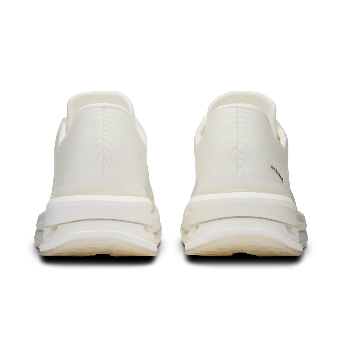 On Running Men's Cloudrise Cyclon Undyed