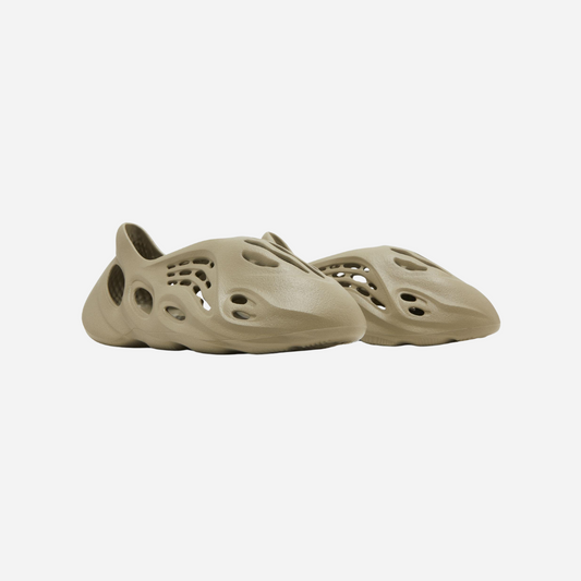 Adidas Yeezy Foam RNR Stone Salt