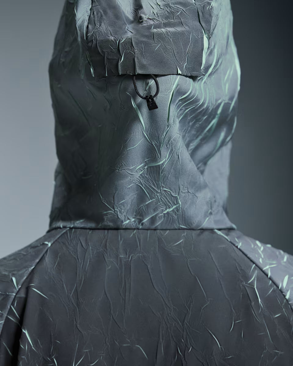 ON Womens Pace Run Jacket Black | Lima — ON CLOTHING | Authentic India