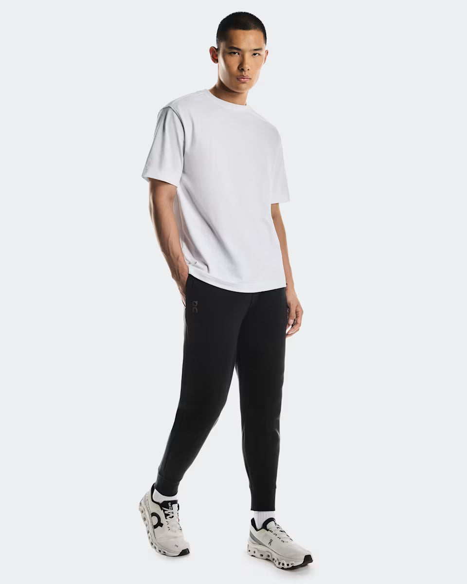 ON Focus Tech Sweatpants Black