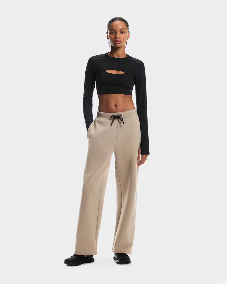 ON Focus Tech Sweatpants Desert — ON CLOTHING | Authentic India