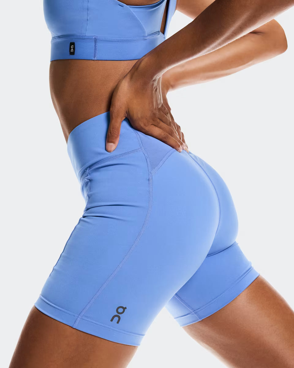 ON Performance Tights Short Sailor — ON CLOTHING | Authentic India