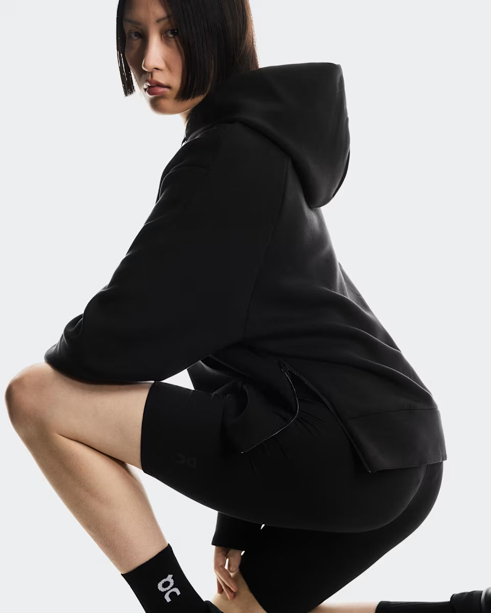 ON Focus Tech Hoodie Black — ON CLOTHING | Authentic India