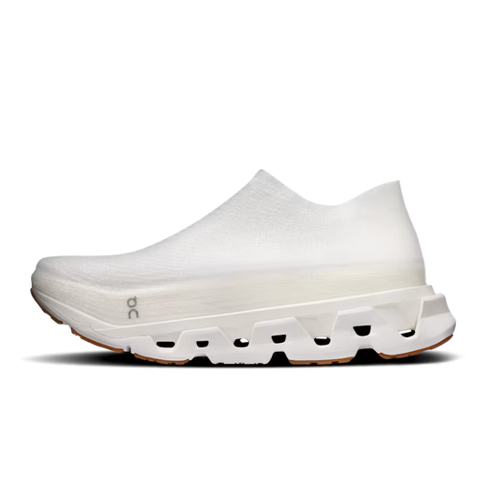 On Running LightSpray Cloudmonster LOEWE