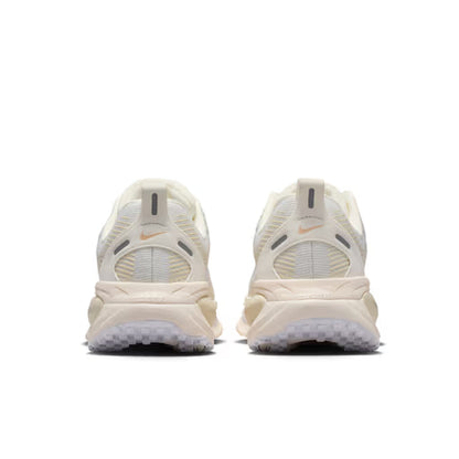 Nike Vomero 18 White Chalk Sea Glass Women's — NIKE | Authentic India