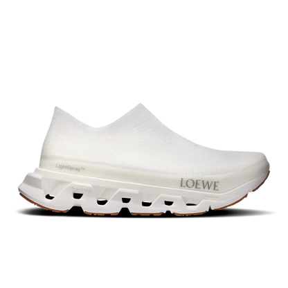 On Running LightSpray Cloudmonster LOEWE