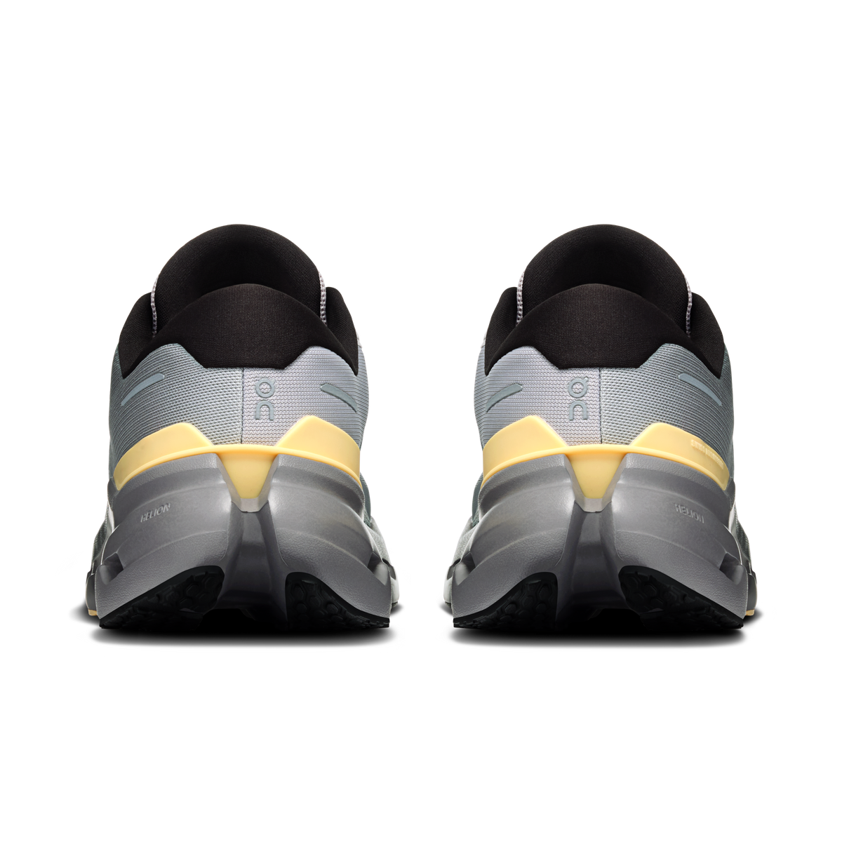 On Running Men's Cloudrunner 3 Platinum | Squash