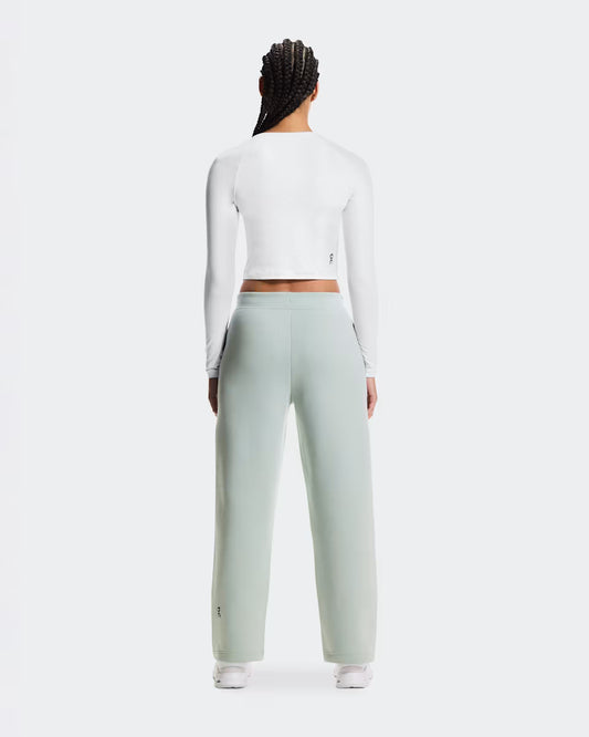 ON Focus Tech Sweatpants Mineral — ON CLOTHING | Authentic India