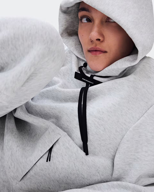 ON Focus Tech Hoodie Crater