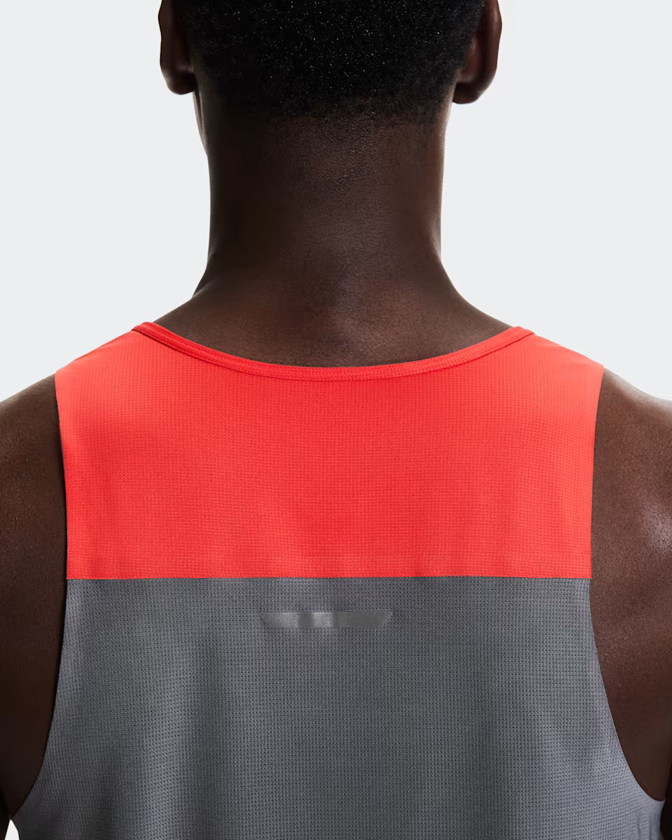 ON Performance Tank Robin | Eclipse — ON CLOTHING | Authentic India