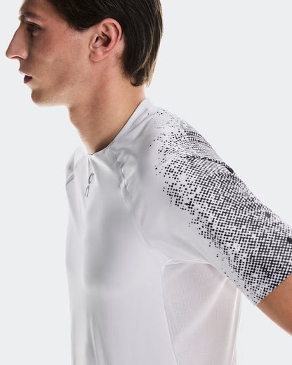 ON Ultra-T White | Iron — ON CLOTHING | Authentic India