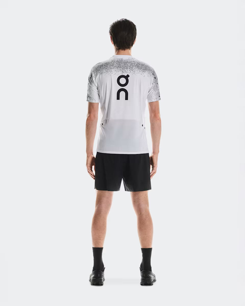 ON Ultra-T White | Iron — ON CLOTHING | Authentic India