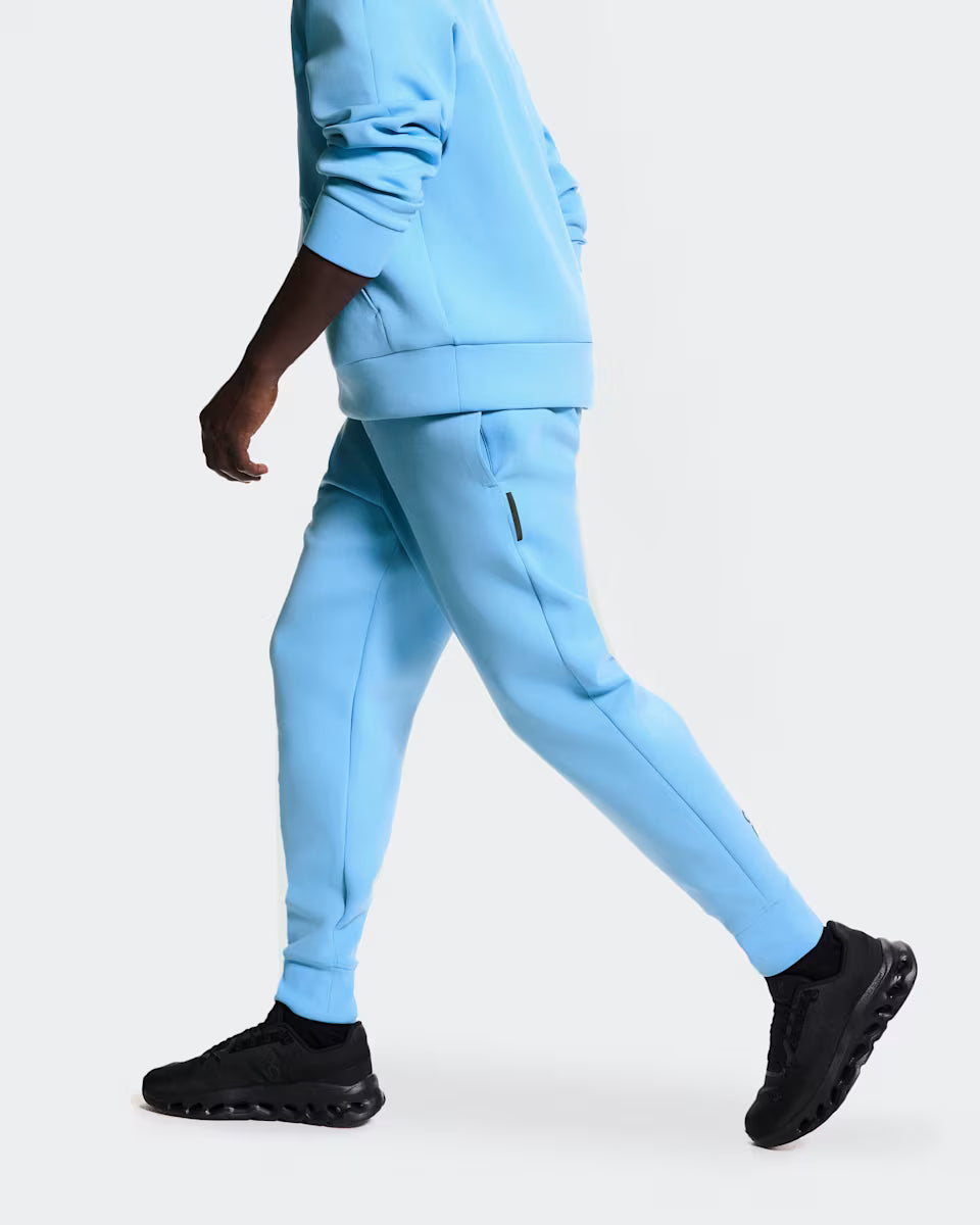 ON Focus Tech Sweatpants Gourami — ON CLOTHING | Authentic India