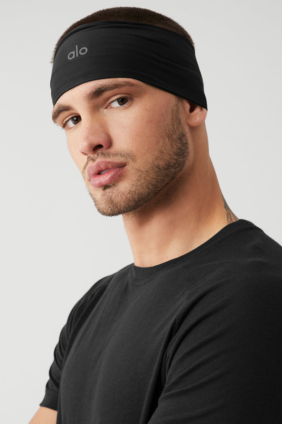 Performance Conquer Headband - Black — Alo Yoga | Authentic India