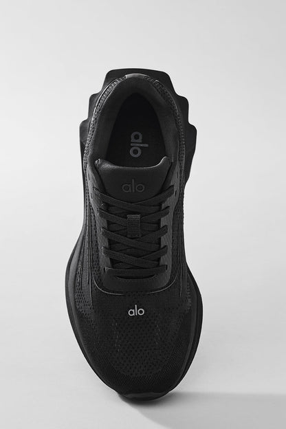 ALO Runner - Black/Black (Unisex) — Alo Yoga | Authentic India