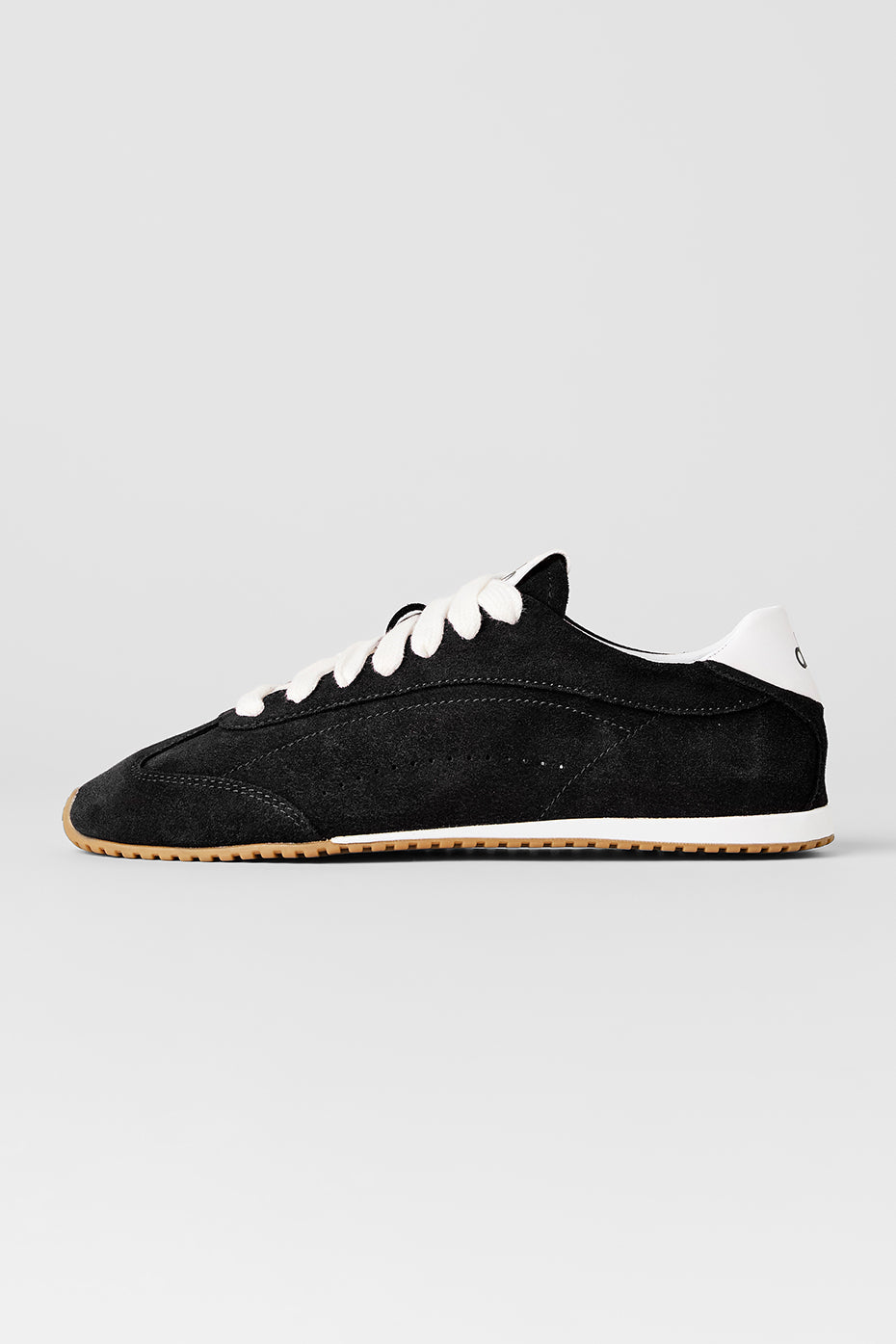 ALO Sunset Sneaker - Black — Alo Yoga | Authentic India