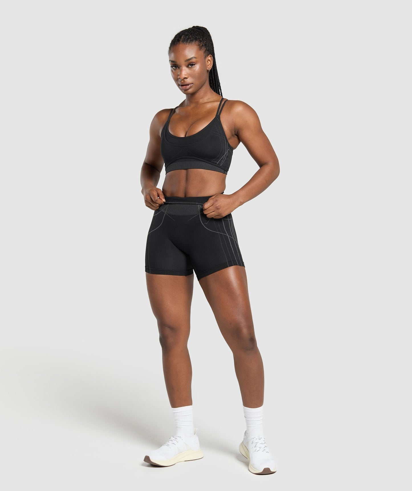 Women's Gymshark Apex Seamless Strappy Sports Bra Black — Gymshark | Authentic India