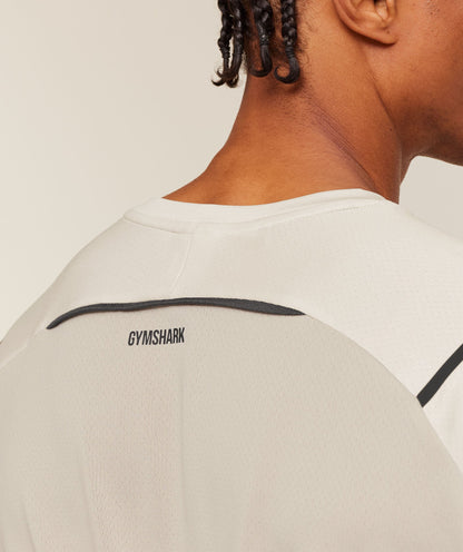 GYMSHARK Arrival Contrast T-Shirt Tinted White/Pebble Grey