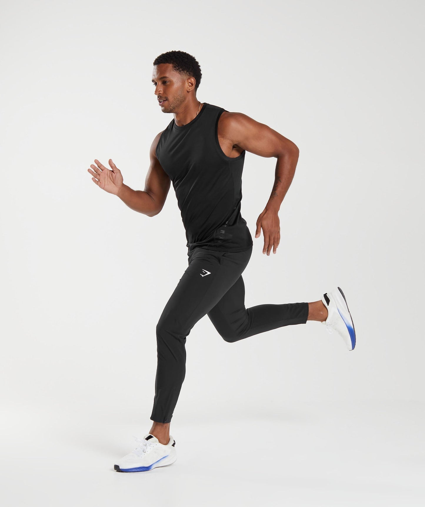 Gymshark Arrival Woven Joggers Black — Gymshark | Authentic India