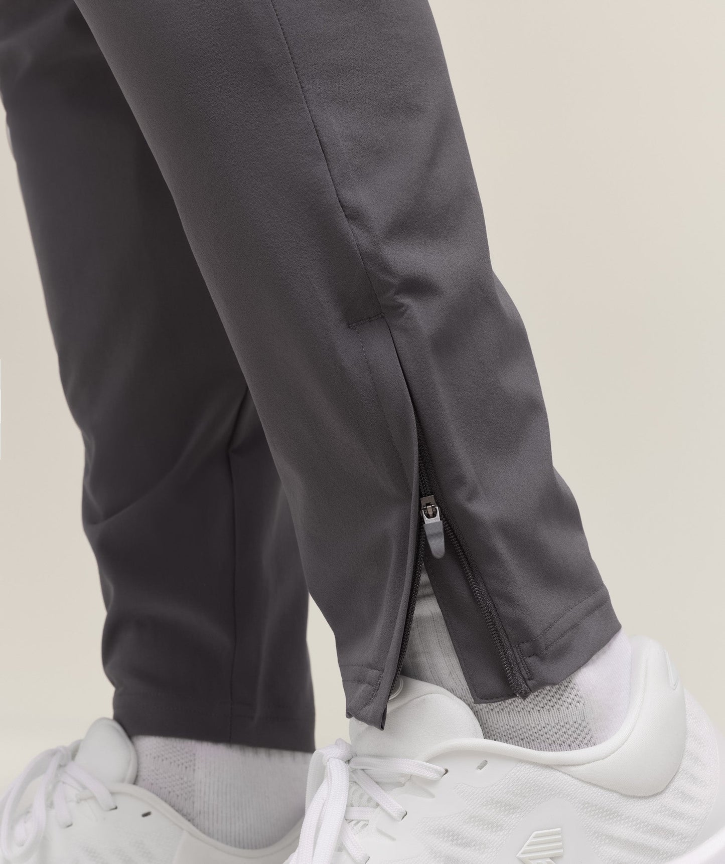Gymshark Arrival Woven Joggers Silhouette Grey — Gymshark | Authentic India
