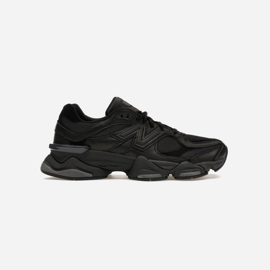 New Balance 9060 Triple Black
