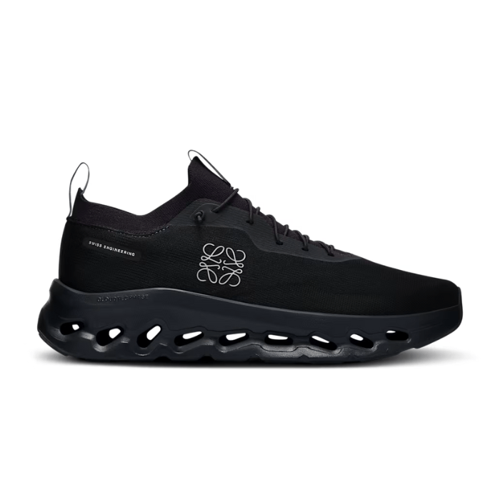 On Running Cloudtilt Loewe All Black — ON CLOUD | Authentic India