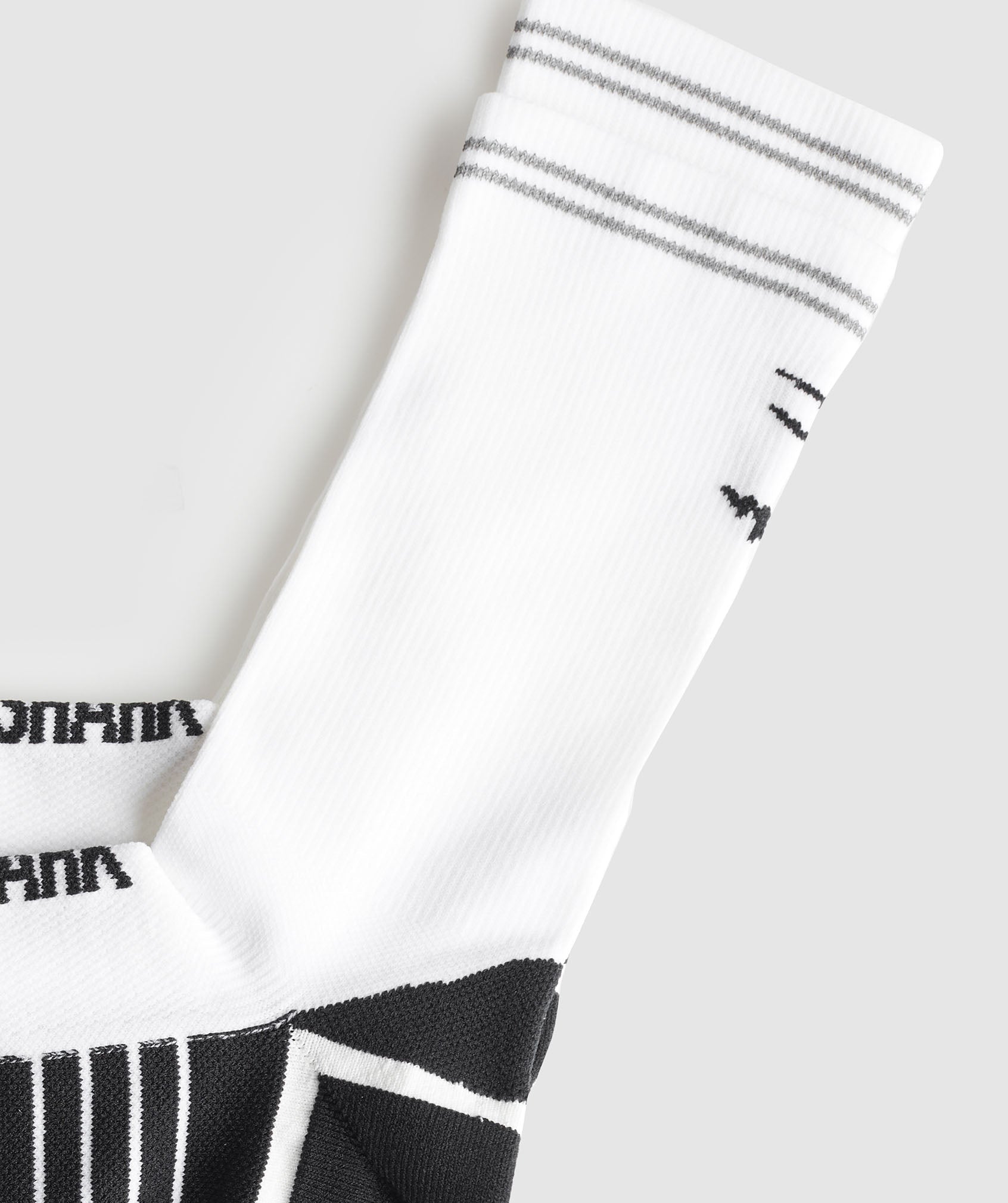 Women's Gymshark Crew Running Socks White — Gymshark | Authentic India