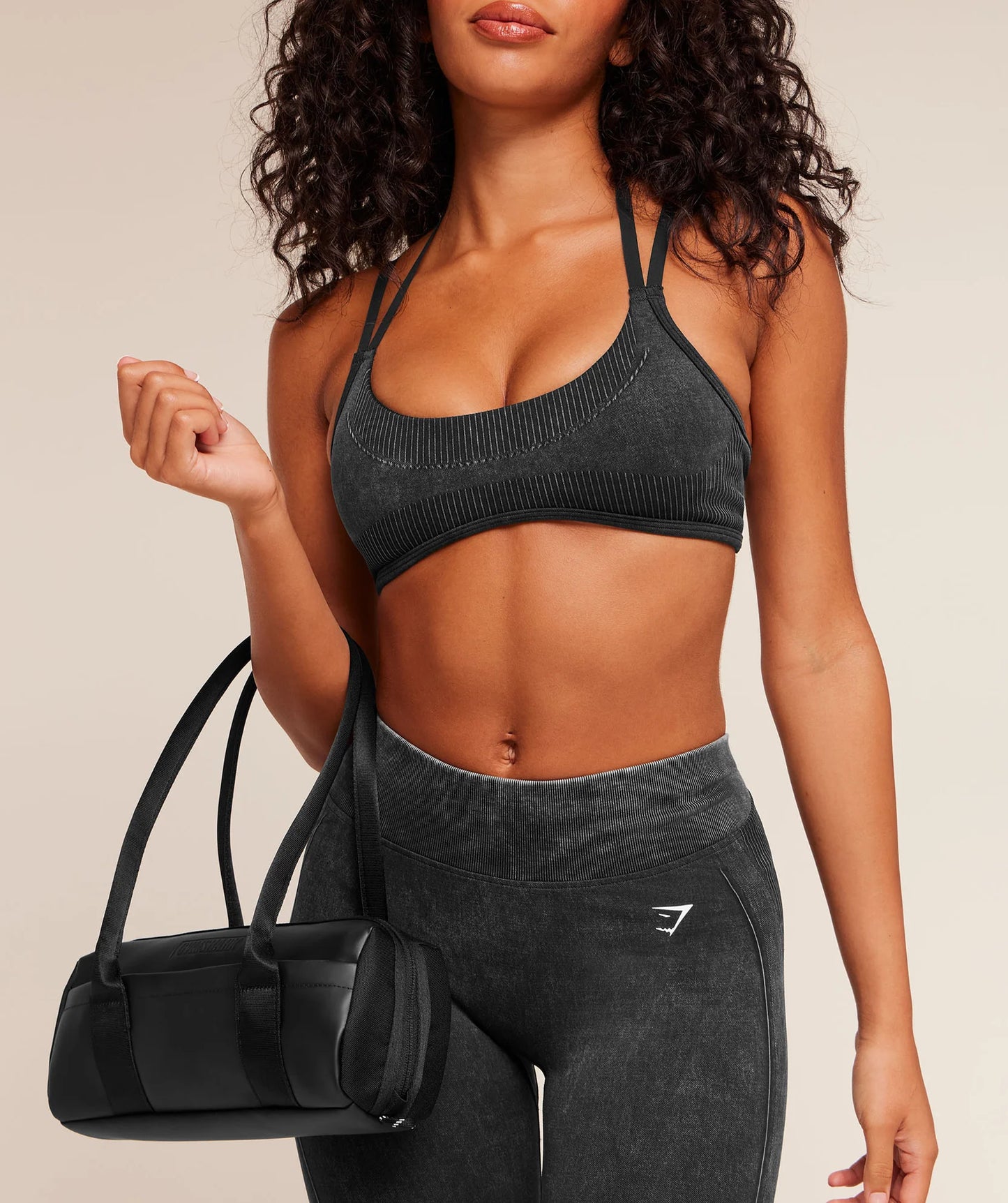 GYMSHARK Everyday Baguette Bag Black