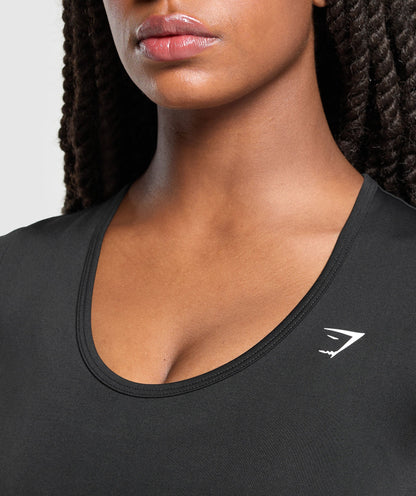 Women's Gymshark Everyday Seamless Tight Fit Crew Neck Tee Black — Gymshark | Authentic India
