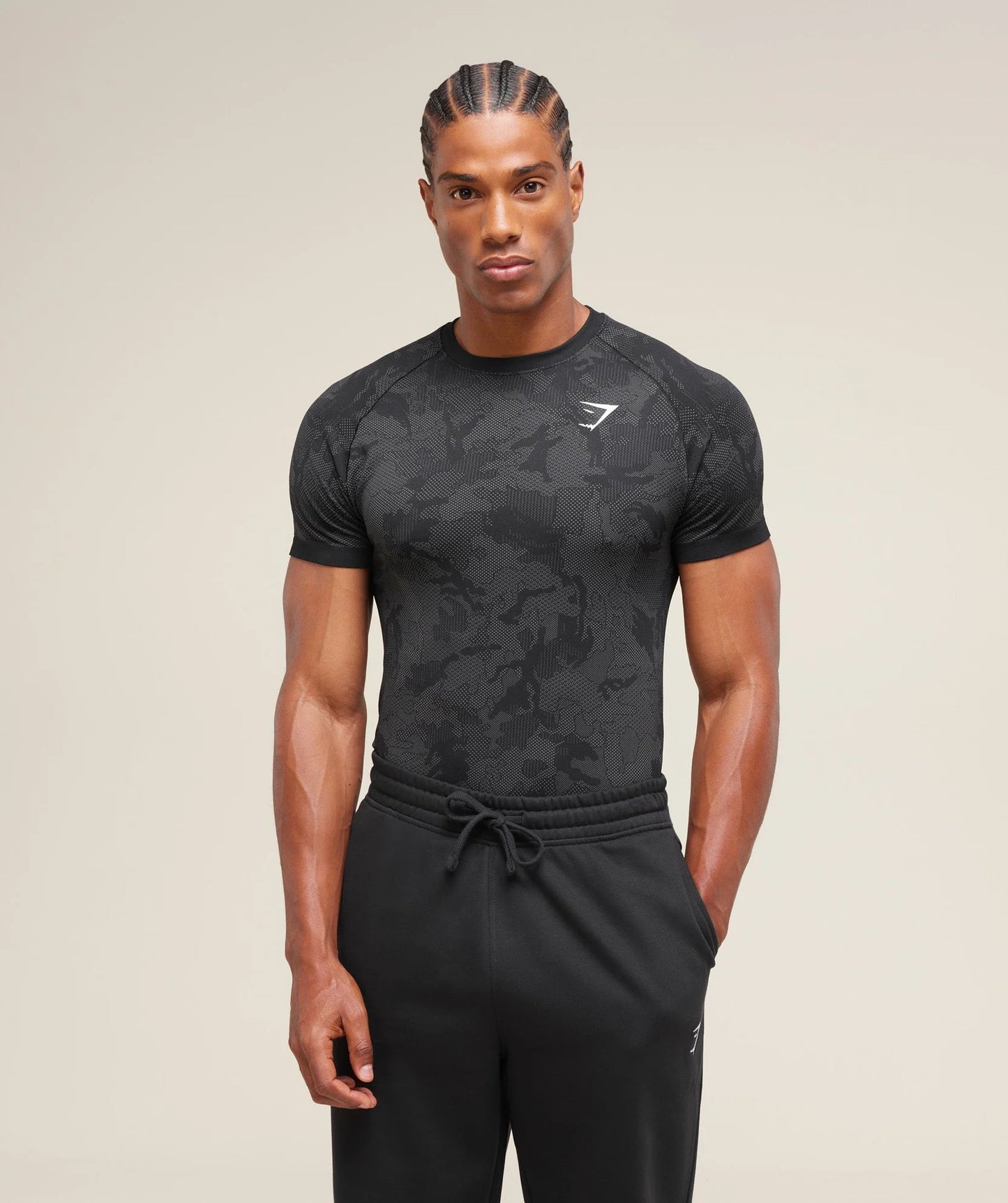 GYMSHARK Geo Seamless T Shirt Black Charcoal Grey — Gymshark | Authentic India