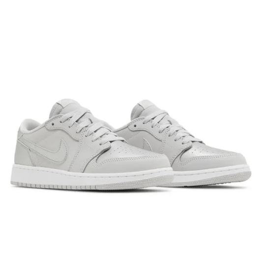 Jordan 1 Low OG Metallic Silver