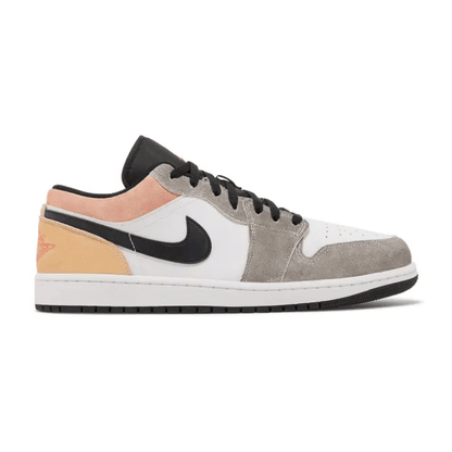 Jordan 1 Low SE Flight Club