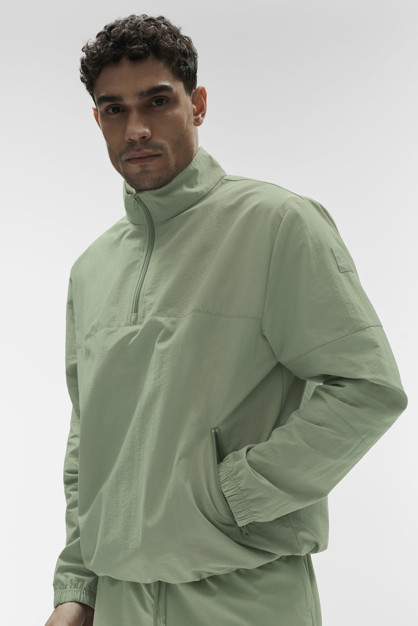 Light Weight Takeaway Track Pullover - Dune Grass