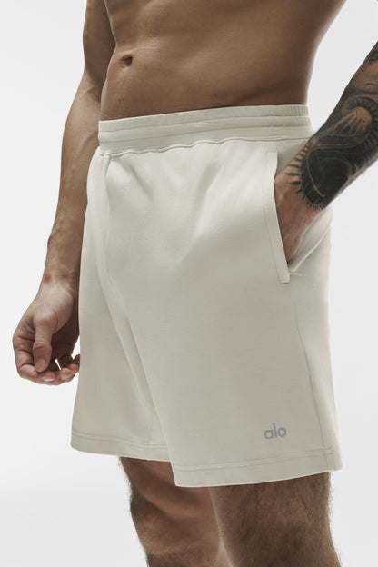 7" Conquer React Performance Short - Bone