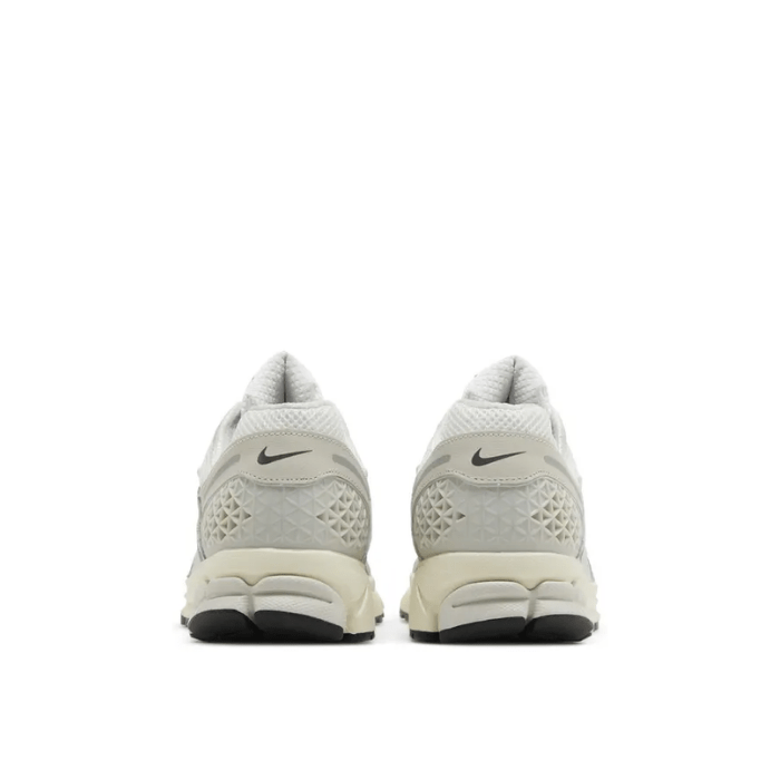 Nike Zoom Vomero 5 Platinum Tint — NIKE | Authentic India