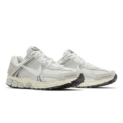 Nike Zoom Vomero 5 Platinum Tint — NIKE | Authentic India