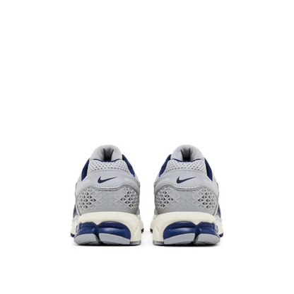 Nike Zoom Vomero 5 Yankees — NIKE | Authentic India