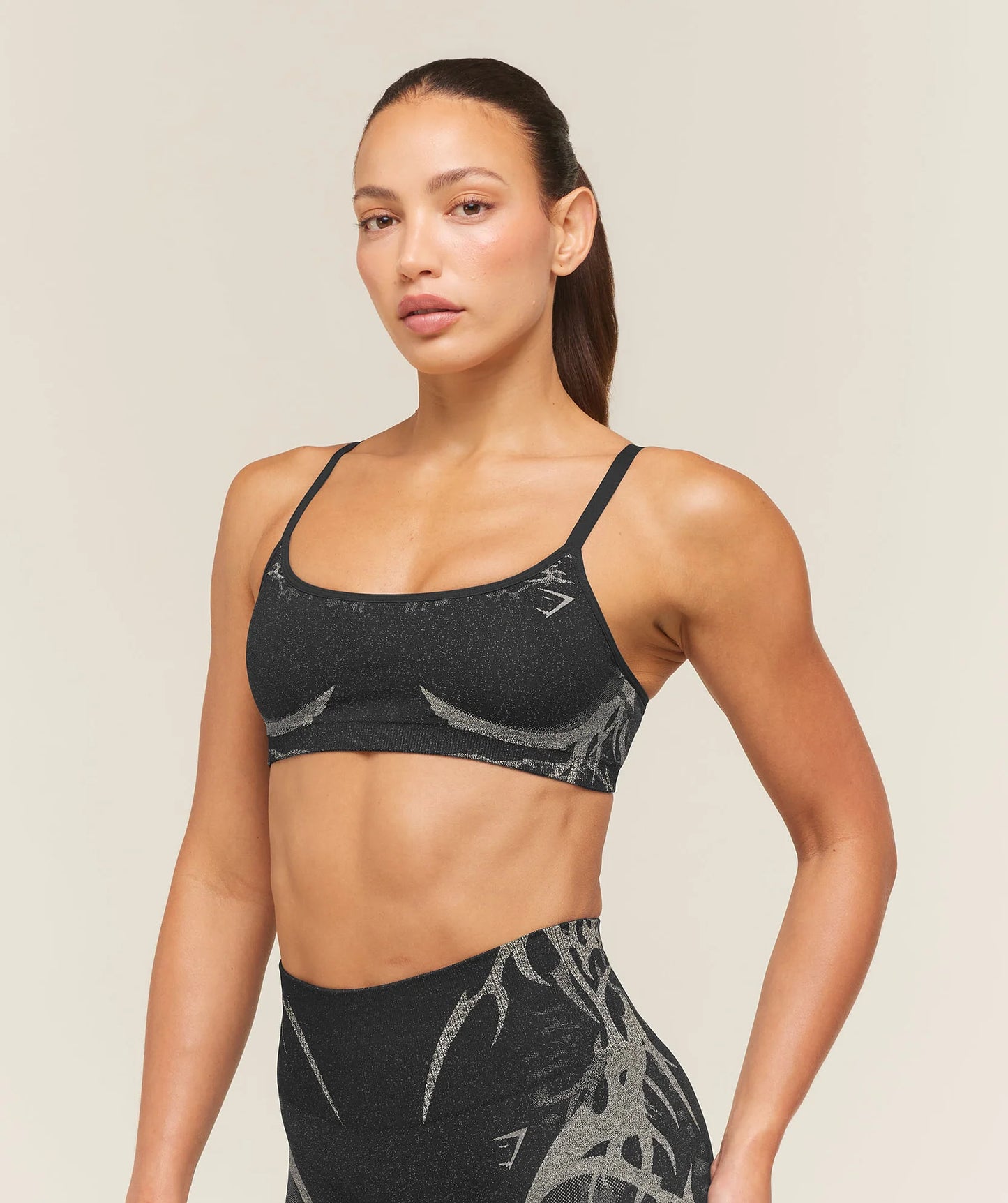 GYMSHARK Storm Seamless Sports Bra Black/Tinted White