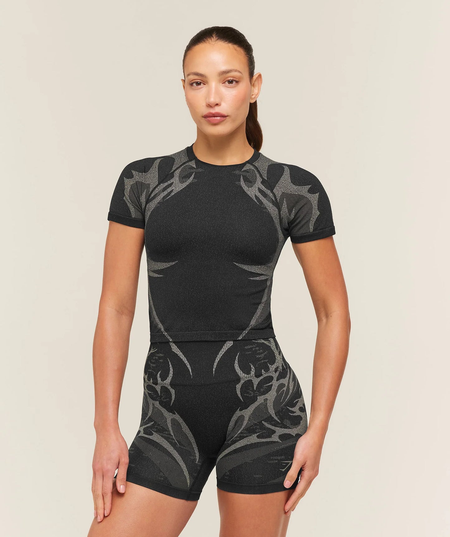 GYMSHARK Storm Seamless Short Sleeve Top Black/Tinted White